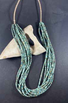 Ten Strand Green Turquoise Necklace