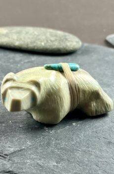 Zuni Picasso Marble Bear